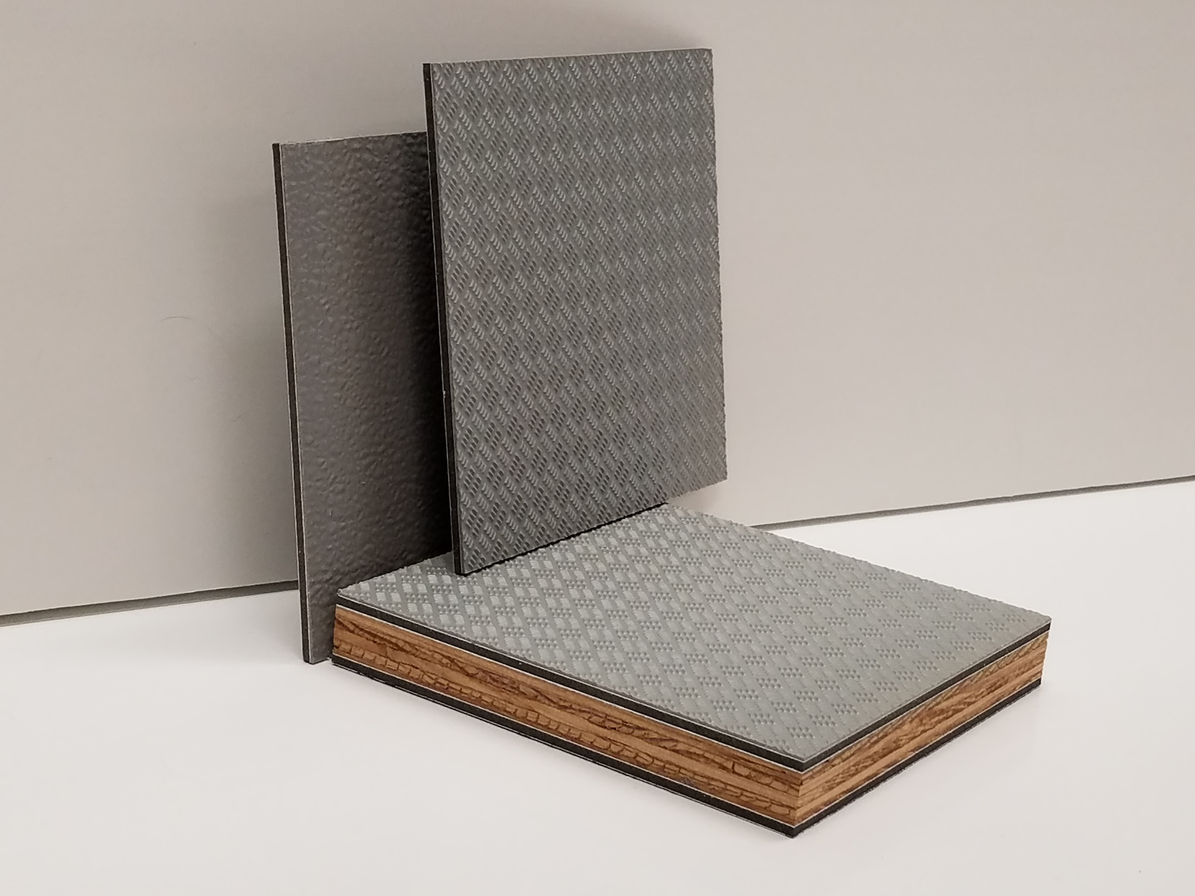 I-Tech Non-Skid Flooring Panels - Innovative Panel Technologies, Inc